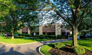 2017-06/89-cabot-court-3
